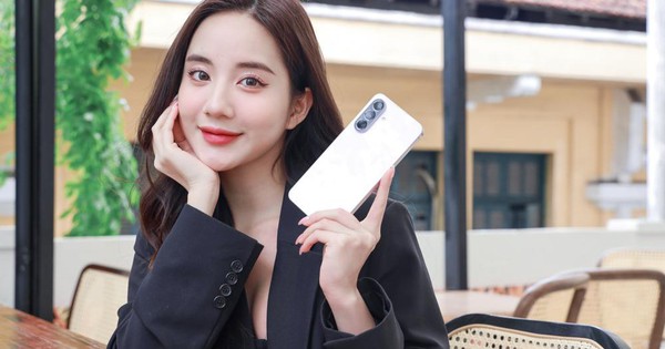Sống tràn cảm hứng, ghi điểm thần thái cùng Galaxy A56 5G Hồng trẻ trung