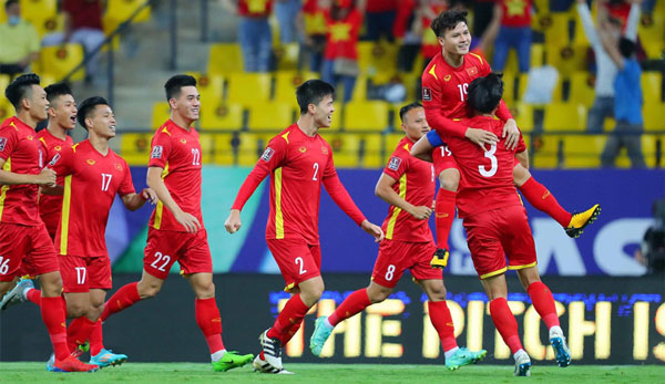 Bóng đá Việt Nam trong năm 2022 có những mốc son chói lọi nào đáng nhớ?