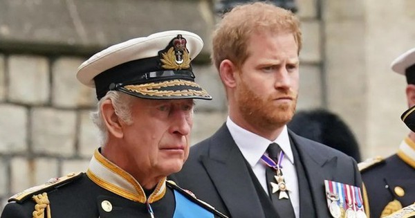 7.085 người yêu cầu cấm Harry đến gần Vua Charles