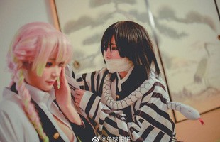 Kimetsu no Yaiba: Nhìn loạt ảnh cosplay Xà Trụ và Luyến Trụ mà tưởng họ yêu nhau đến nơi rồi