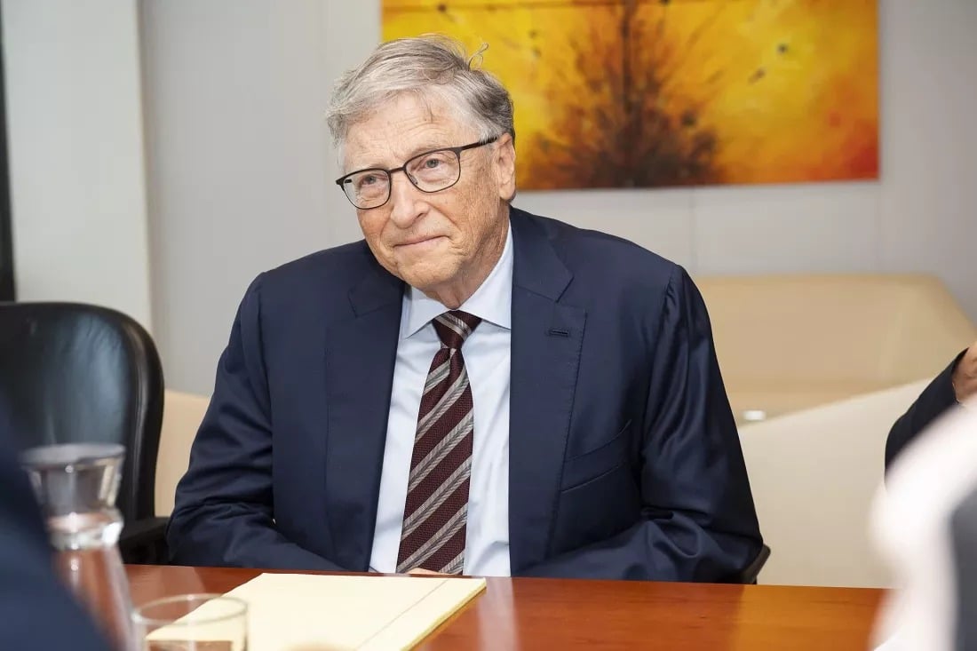 Bill Gates cảnh báo thế hệ trẻ: AI mất kiểm soát và những mối đe dọa đáng sợ