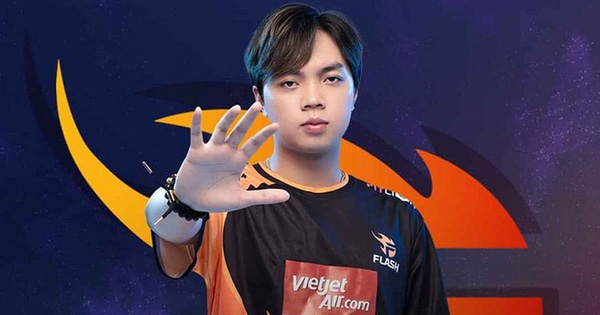 Siêu kinh điển Team Flash vs SGP: ADC 