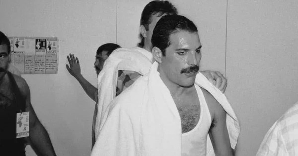 Freddie Mercury có con gái bí mật