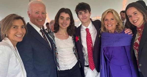 Cựu Tổng thống Mỹ Joe Biden lần đầu xuất hiện công khai sau khi mắc ung thư