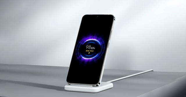 Xiaomi giới thiệu bộ sạc không dây 30W giá chỉ 330.000 đồng