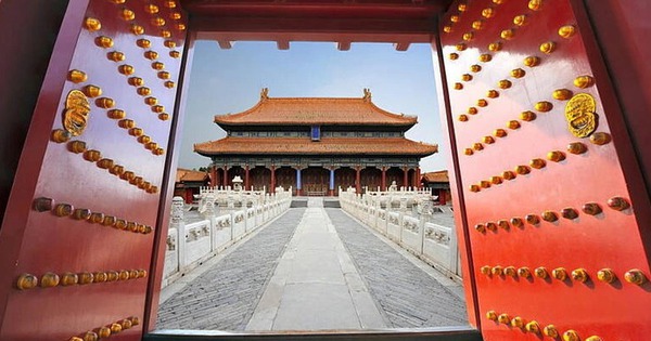 Tử Cấm Thành và bí mật 81 chiếc đinh trên cánh cổng dành riêng cho hoàng đế
