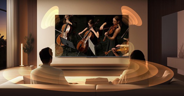 Coocaa Y84 Pro mở ra vũ trụ giải trí và kết nối