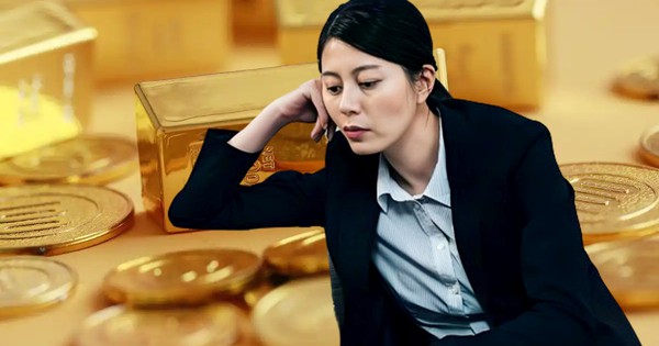 Rút sổ tiết kiệm hơn 800 tỷ đồng mua vàng, 10 năm sau sinh lời 130%, người phụ nữ thừa nhận: “Tôi lãi đậm nhưng lúc nào cũng lo lắng, thấp thỏm”