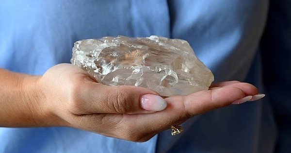 Hé lộ viên kim cương cỡ lớn hiếm có nhất trong hơn một thế kỷ