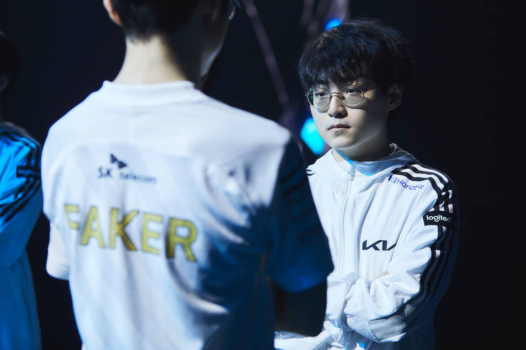 Truyền thông Trung Quốc ngợi ca ShowMaker và Faker “Ngôi Sao của Những Ngôi Sao Esports” không thể tìm thấy ở LPL