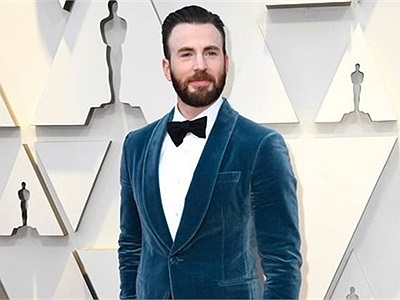 Cử chỉ tinh tế của Chris Evans tại Oscar 2019 khiến fan nữ điên đảo