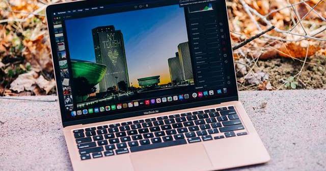 Quên MacBook Air M1 đi, Samsung sắp có laptop mới siêu xịn