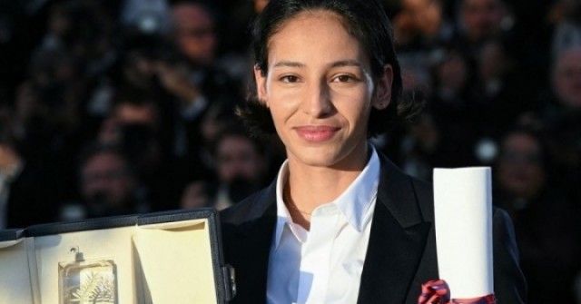 Vượt qua Thư Kỳ, diễn viên gen Z giành giải Cannes