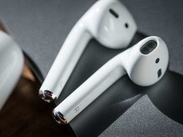 Tai nghe không dây AirPods ra mắt đầu 2019