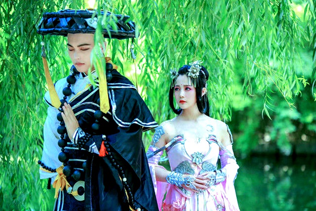 Trọn bộ cosplay 