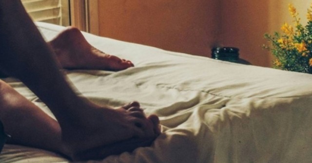 Người đàn ông đưa 3 con đi xét nghiệm ADN, vạch trần bí mật bấy lâu của vợ
