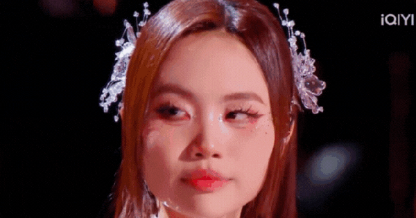 Ekip show Trung Quốc cố tình làm lộ video của Phương Mỹ Chi?