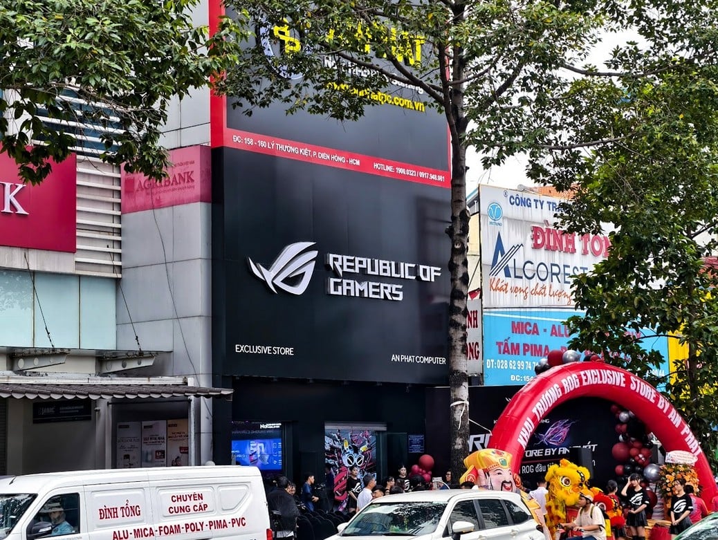 ASUS Republic of Gamers chính thức khai trương ROG Exclusive Store đầu tiên tại Việt Nam