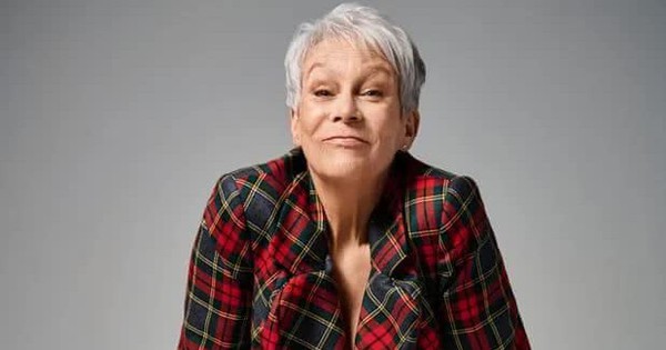 Ngôi sao Jamie Lee Curtis nói về phẫu thuật thẩm mỹ, quyền lực và vấn đề tuổi tác ở Hollywood