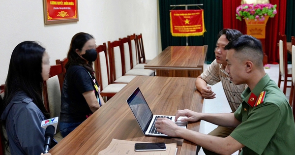 Cô gái sinh năm 2007 yêu cầu chuyển 350 triệu đồng vào tài khoản của chính mình, gia đình không làm theo mà báo công an