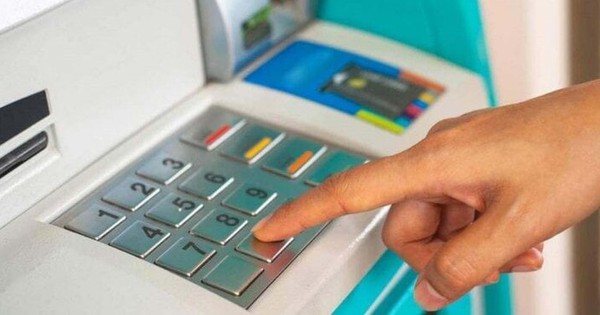 Quên mật khẩu thẻ ATM, làm cách nào lấy lại?