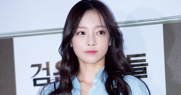 Goo Hara chính là người chủ động liên lạc phóng viên, lôi vụ chat sex của Jung Joon Young ra ánh sáng