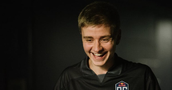 OG N0tail đáp trả cực gắt Doublelift: 
