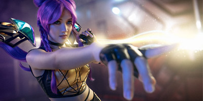 LMHT: Tan chảy với vẻ đẹp nữ thần của cosplay Kai’sa K/DA