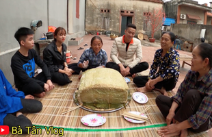 Bà Tân Vlog làm nồi bánh chưng xanh siêu to khổng lồ, dân tình bảo ra Giêng chắc cũng ăn không hết