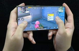 Vượt ngoài dự kiến, Galaxy S24 dễ dàng “cân” cả những tựa game “nặng đô” nhất