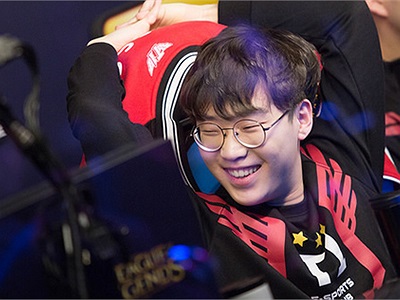 LMHT: Tổng kết LCK Tuần 5, SKT T1 trở lại với cuộc đua Top 4 nhờ tân binh Blossom