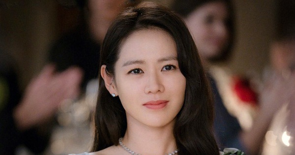 Tiếp nối Hyun Bin và dàn sao Hàn, Son Ye Jin quyên góp số tiền khủng cho quê nhà Daegu giữa “tâm bão” Covid-19