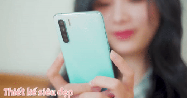 Sáng dậy mọc mụn, đội mũ hỏng tóc hay chụp ảnh selfie “xấu như ma”: Toàn những điều con gái ghét cay ghét đắng, vào xem có giống mình không?