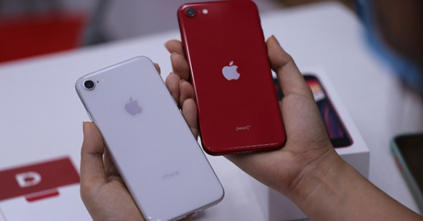 Khám phá bên trong iPhone SE có khác gì iPhone 8?