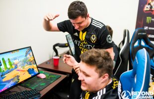 Vitality xuất sắc đánh bị Team Liquid để đăng quang cs_summit 4