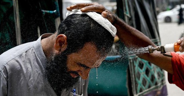 Hơn 500 người Pakistan chết trong 6 ngày vì nắng nóng