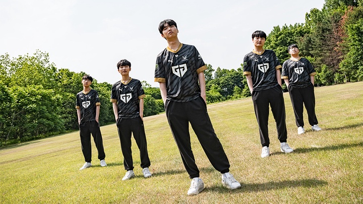 LMHT: KT Rolster và Gen.G vào thẳng vòng 2 Playoffs LCK Mùa Hè 2023