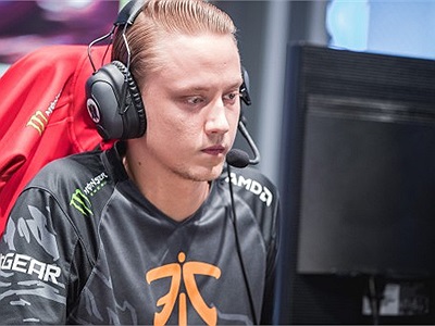 LMHT: Sau FW và KT, Fnatic là cái tên tiếp theo chính thức có mặt tại Vòng bảng CKTG 2018