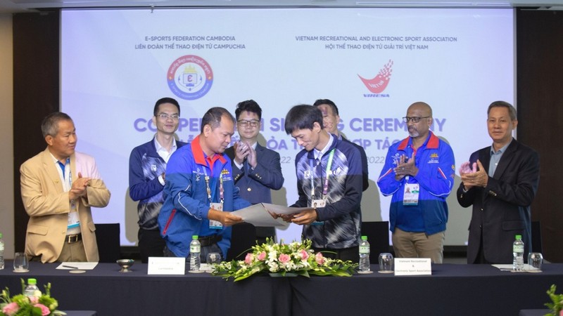 VIRESA hỗ trợ toàn diện để EFC tổ chức tốt Thể thao điện tử tại SEA Games 32