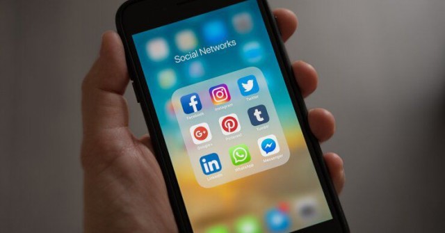 Đã đến lúc giảm phụ thuộc vào hai "ông lớn" Meta và Google