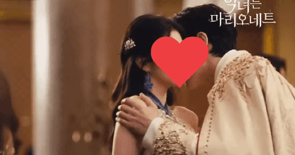 MXH đang phát cuồng vì "sủng phi" đẹp nhất màn ảnh Hàn: Khí chất hoàng tộc nổi bần bật, muốn chê cũng không được