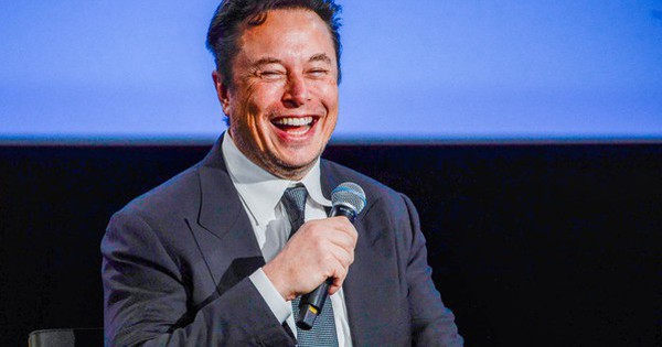Elon Musk lập công ty AI Macrohard "to và cứng", đối nghịch với Microsoft