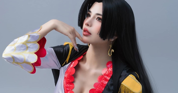 Cưới đến nơi, Mai Dora vẫn cực năng suất, tung bộ hình cosplay Boa Hancock ngọt như ướp đường!