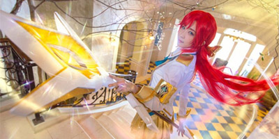 LMHT: Tan chảy với cosplay Lux Học Viện Anh Hùng phiên bản Hàng hiệu