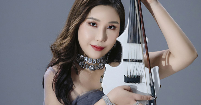 Nghệ sĩ Hàn “gây sốt” với bản violin “Xin chào Việt Nam” làm điều đặc biệt dịp Noel