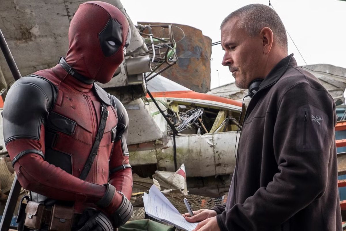 Đạo Diễn Phim Deadpool Tiết Lộ Mức Lương Ít Ỏi Khiến Khán Giả Kinh Ngạc