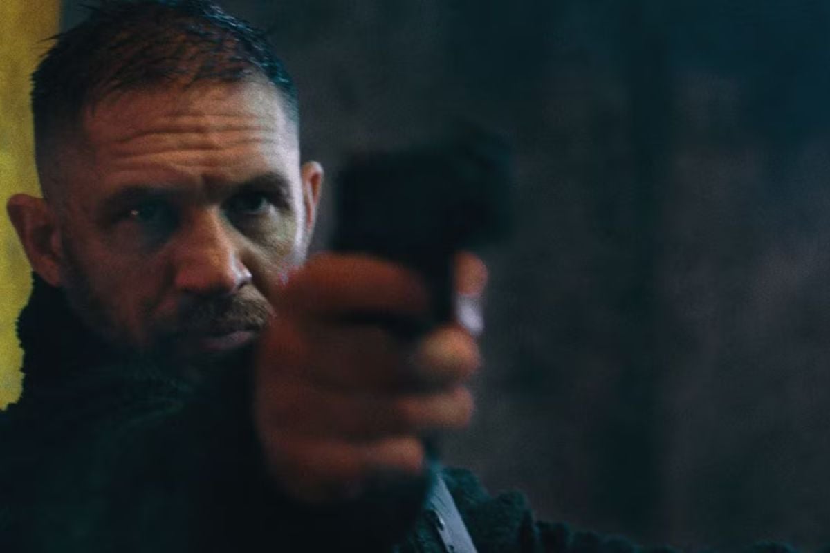 Hình Ảnh Tom Hardy Trong Trailer Đầy Cảnh Hành Động Trong Phim Havoc