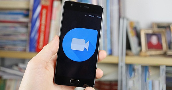 Google “chai mặt” chèn link gọi video Duo khi người dùng nhắc đến “Zoom” trên Android