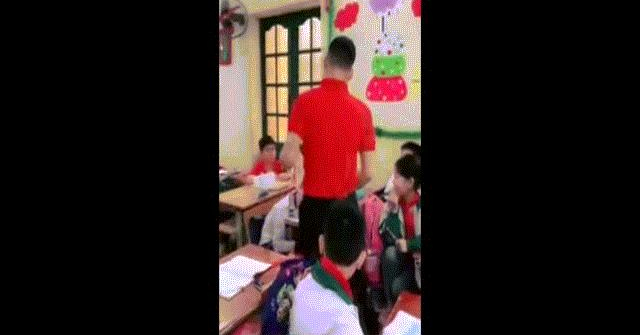 Clip: Học sinh ngủ gật trong lớp và hành động 