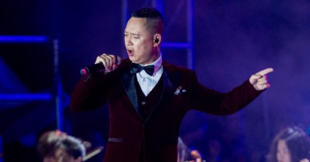 Nhạc sĩ Nguyễn Hải Phong gây tranh cãi khi hát hit của chính mình